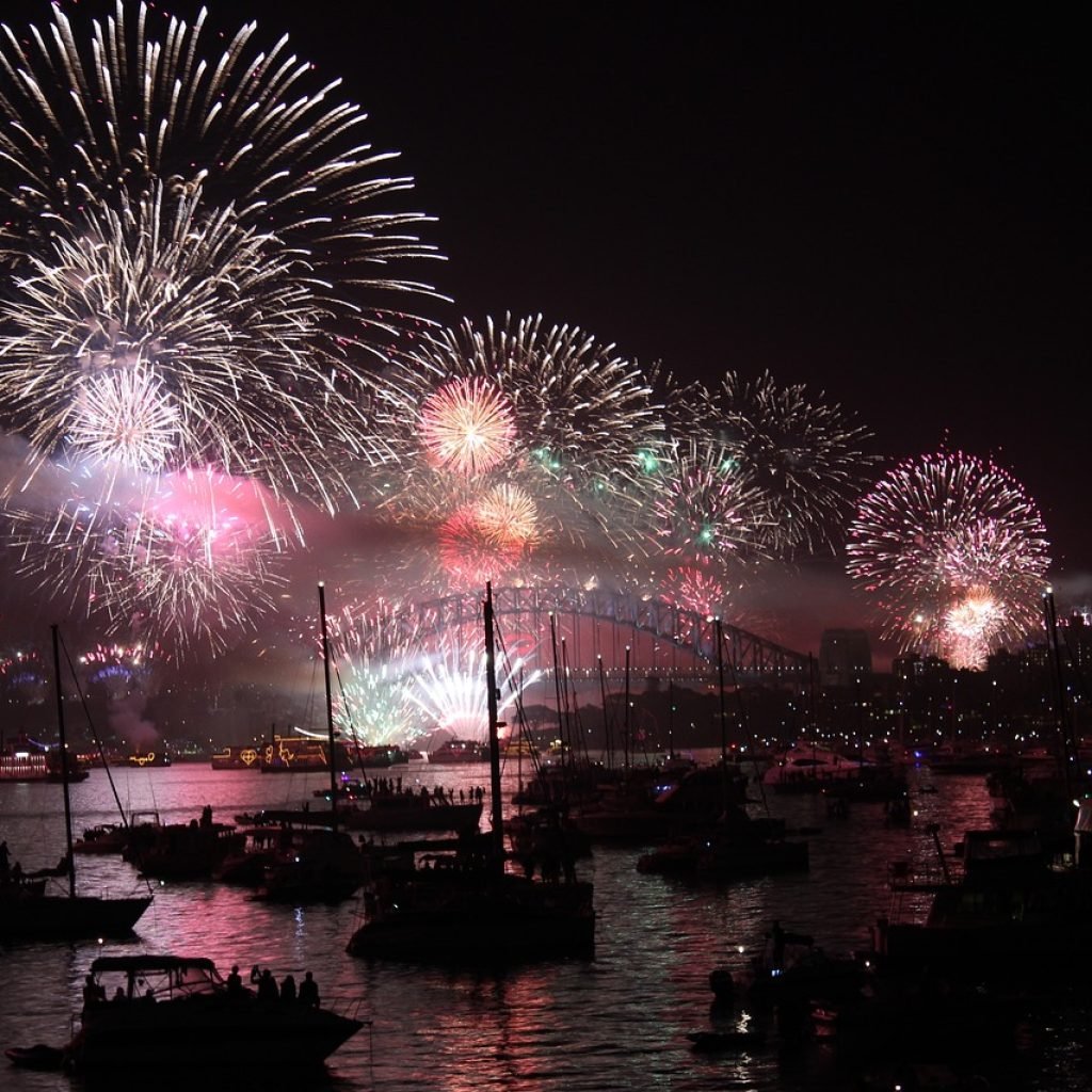 6 Best Places to Watch the Sydney Fireworks